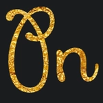 Frase dorata con carattere xiogfto